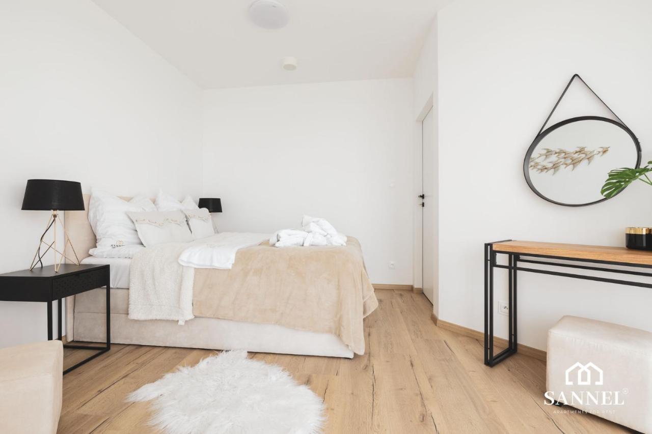 Apartament Prestige Z Dostepem Do Basenow,Strefy Saun,Jacuzzi - Pinea Apartments Pobierowo-Sannel Apartments For Rent Экстерьер фото