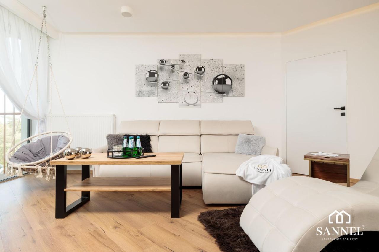 Apartament Prestige Z Dostepem Do Basenow,Strefy Saun,Jacuzzi - Pinea Apartments Pobierowo-Sannel Apartments For Rent Экстерьер фото